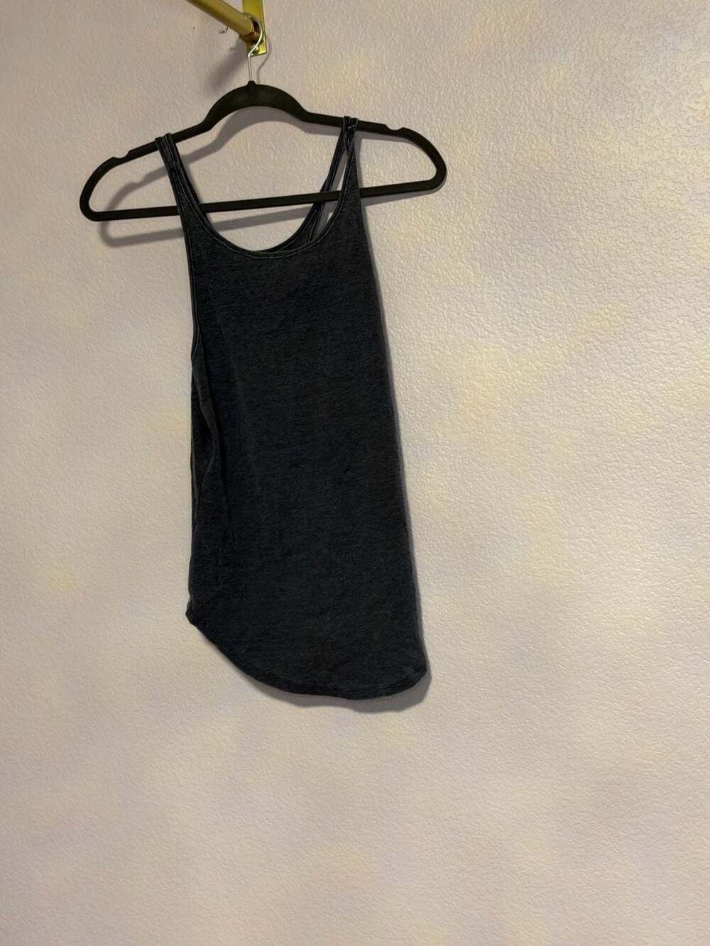 Chaser Tank Top Size M Gray Ribbed Racerback Curved Hem